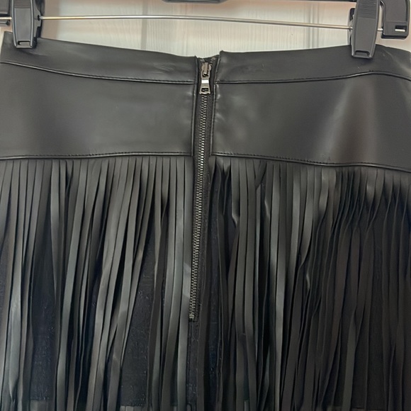 Awesome faux leather skirt with faux leather fringe by BCBG - Picture 3 of 4